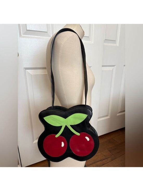Loungefly Handbags - Vintage Loungefly Red Cherry Faux Leather bag